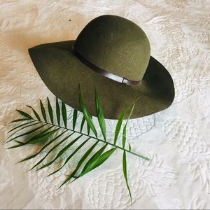Forest green suede hat